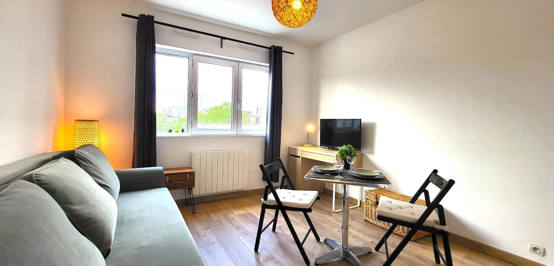 Sauge Magnifique Studio, Rer B A 850M, Parking Bourg-la-Reine France