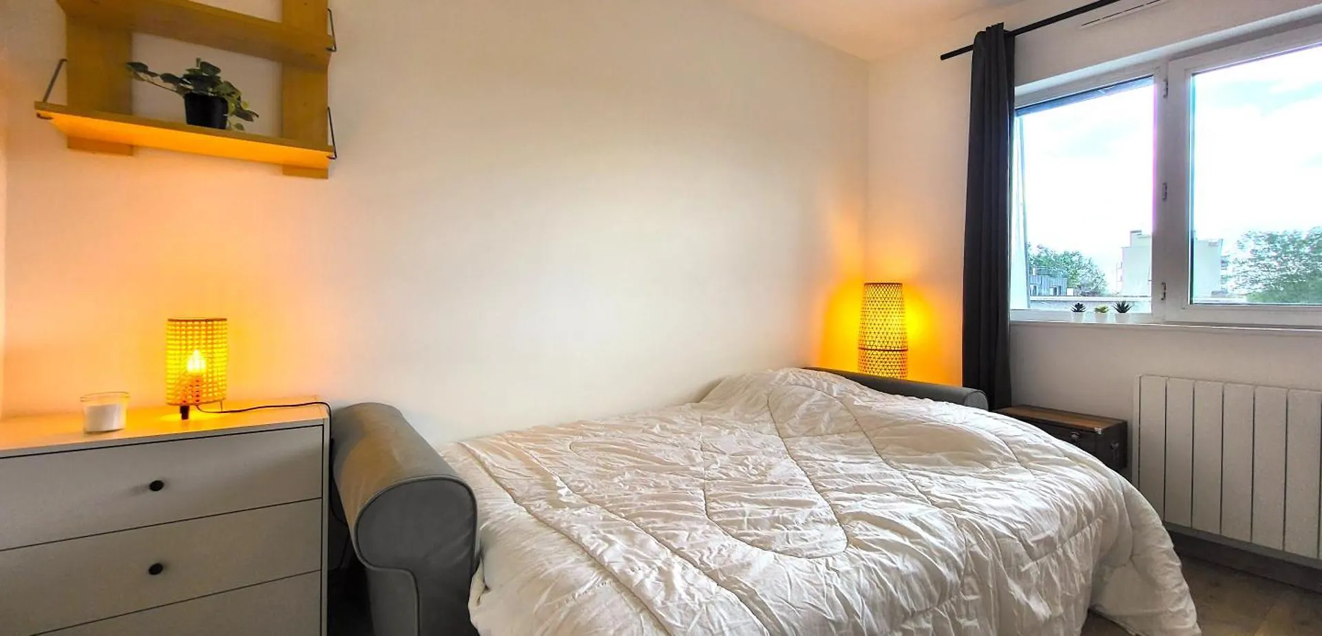 Sauge Magnifique Studio, Rer B A 850M, Parking Bourg-la-Reine Apartment